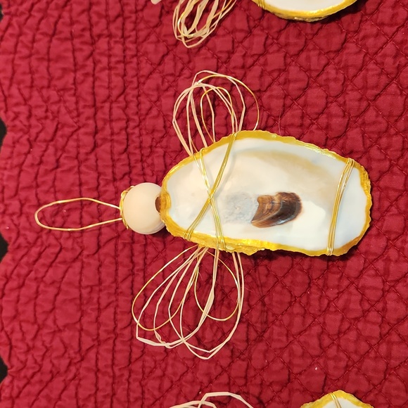 (3) Hand Crafted Angel ornaments, oyster shell - Picture 3 of 9